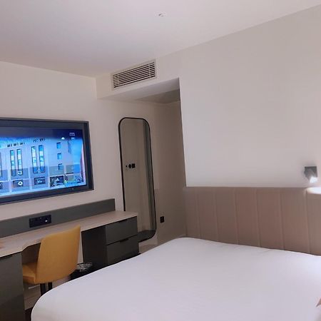 Southgate Hotel London East Barnet Exteriör bild