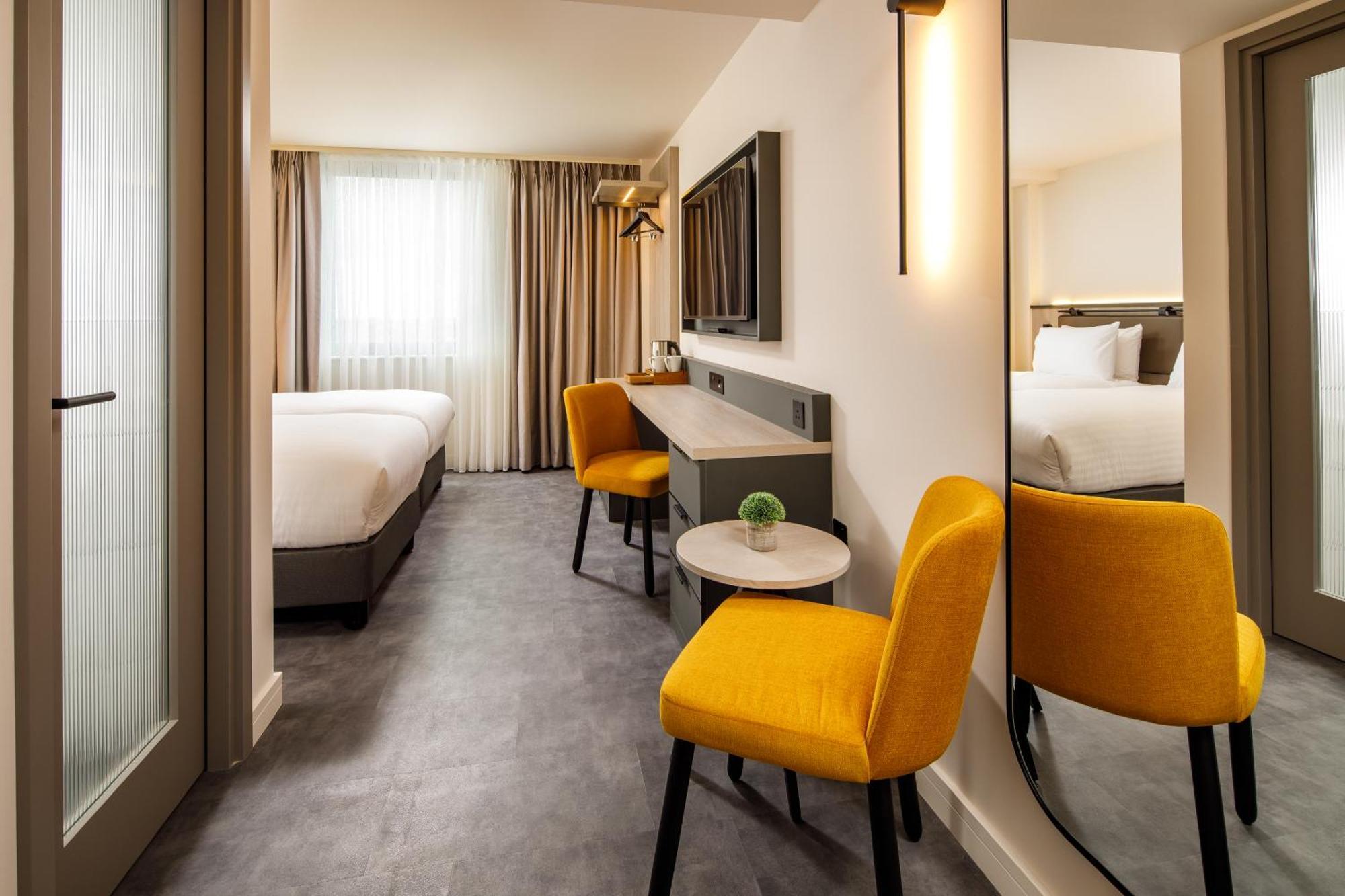 Southgate Hotel London East Barnet Exteriör bild
